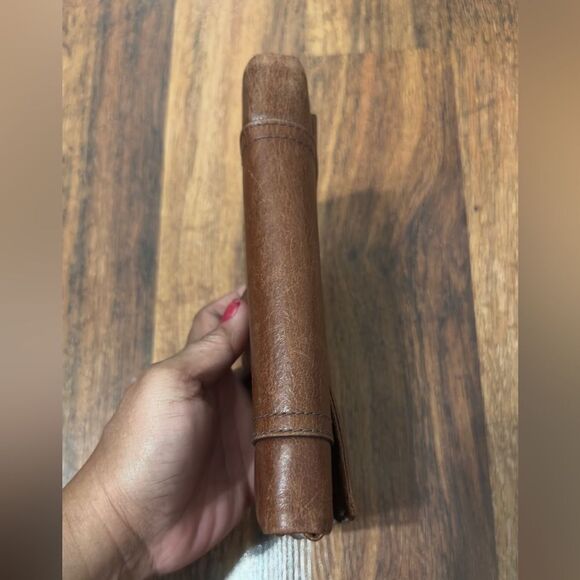 Fossil Brown Leather Wallet - Picture 8 of 8